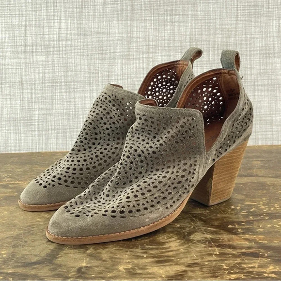 Jeffrey Campbell Cut out Suede Block Heel Slip on Bootie Boots Women's 10 - Picture 2 of 12